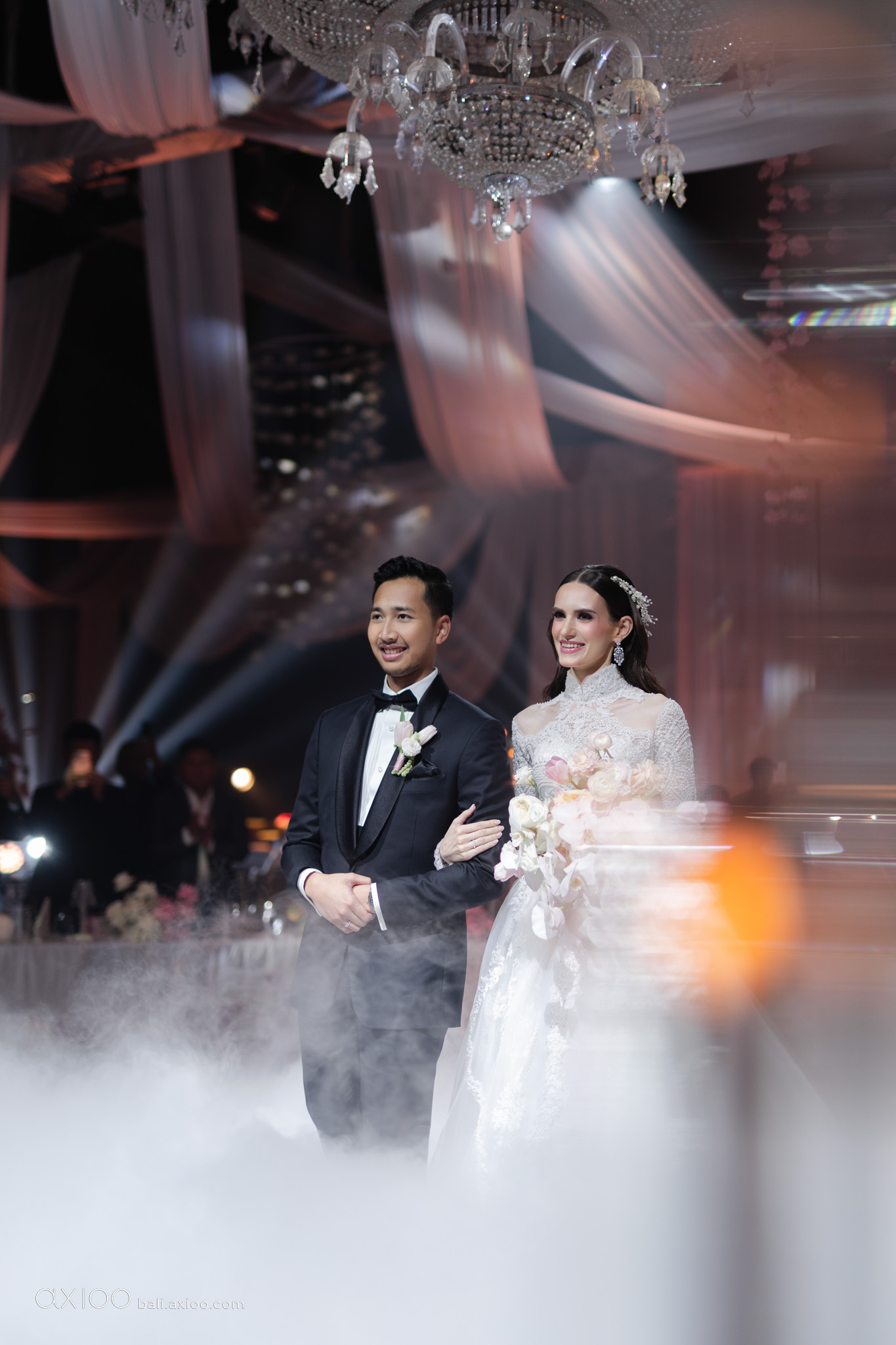 Axioo: Beyond The Spotlight